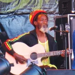 Earl "Chinna" Smith
