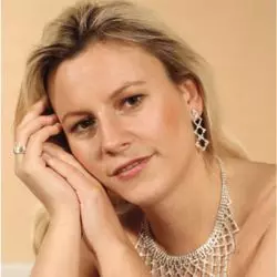 Elena Fink