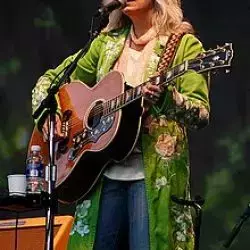 Emmylou Harris & Spyboy