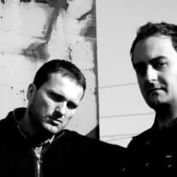 Karol XVII & MB Valence