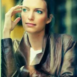 Pauline Buet