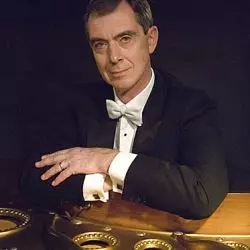 Roderick Elms
