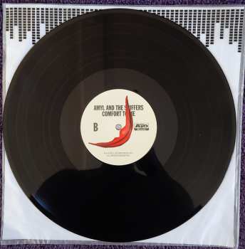 LP Amyl and The Sniffers: Comfort To Me