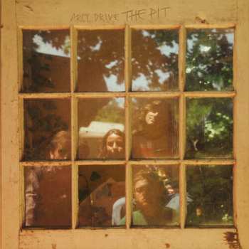 Album Arcy Drive: Pit