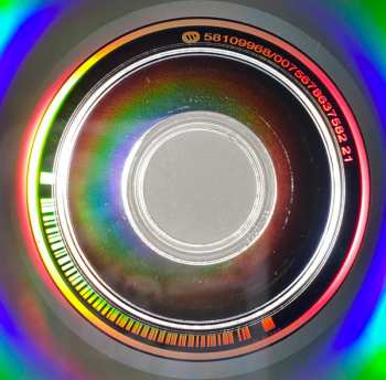 CD Avril Lavigne: Love Sux