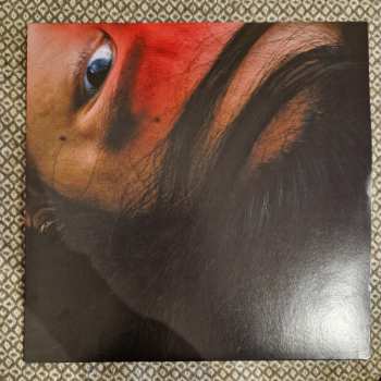 LP bela: Noise and Cries 굉음과 울음