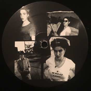 LP Bikini Kill: The Singles