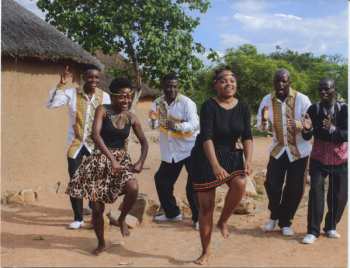 CD Black Umfolosi: Washabalal' Umhlaba = Earth Song