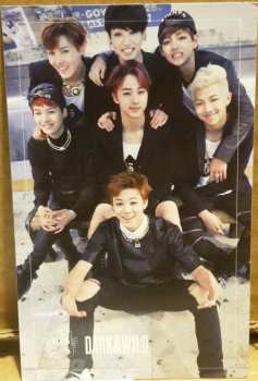 CD/Set di cofanetti BTS: Dark&Wild
