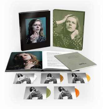 Album David Bowie: Divine Symmetry