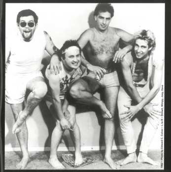 CD D.O.A.: War And Peace - D.O.A. 25th Anniversary Anthology