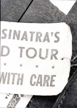 4CD/DVD/Set di cofanetti Frank Sinatra: World On A String LTD