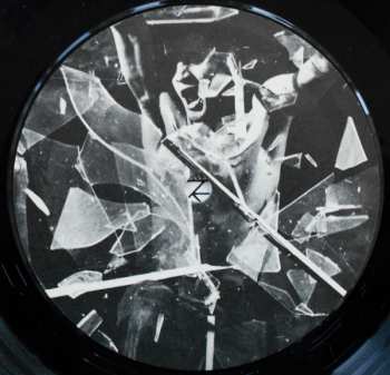 2LP Genesis: The Lamb Lies Down On Broadway