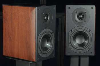 Audiotechnica Indiana Line Nota 250 XN Walnut
