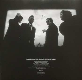 LP Interpol: Turn On The Bright Lights