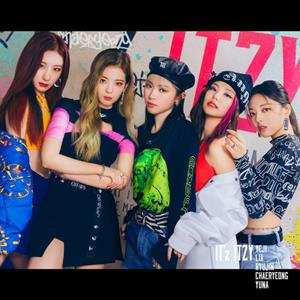 CD Itzy: It'z Itzy