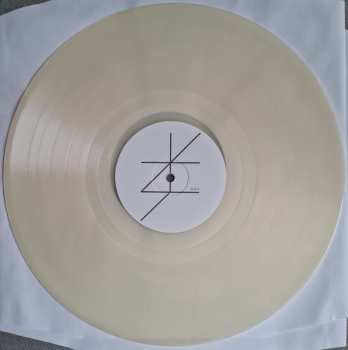 LP Josienne Clarke: Far From Nowhere CLR