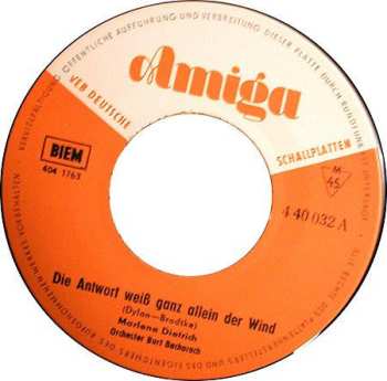 SP Marlene Dietrich: Die Antwort Weiß Ganz Allein Der Wind / Sag Mir, Wo Die Blumen Sind