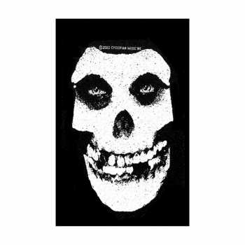 Merch Misfits: Applicazione White Skull