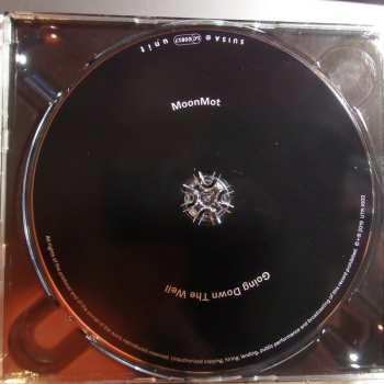 CD Moonmot: Going Down The Well