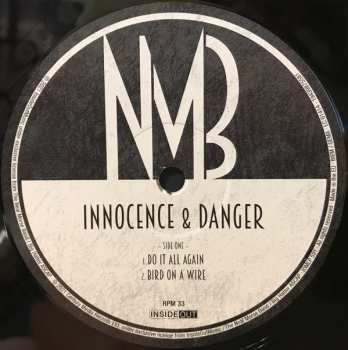 3LP/2CD/Set di cofanetti Neal Morse Band: Innocence & Danger LTD