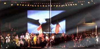 2LP/2CD/DVD/Set di cofanetti/Blu-ray Neil Young & Crazy Horse: Return To Greendale DLX | NUM | LTD