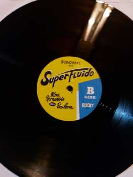 LP Nina Girassóis: Superfluido