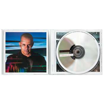 CD Peter Wilson: A Different Picture