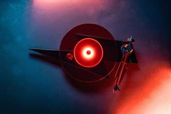 Audiotechnica Pro-ject AC/DC TURNTABLE