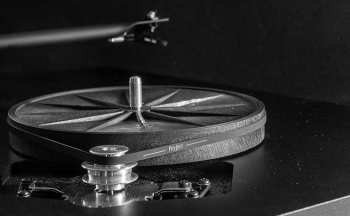 Audiotechnica Pro-ject Debut III DC Esprit Piano + OM10