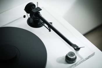 Audiotechnica Pro-ject Xa B + Pick It Pro B