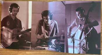 CD Sakis Tsinoukas: In Between 