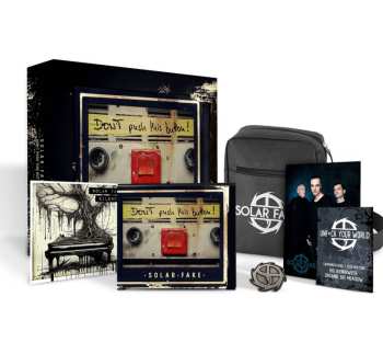 3CD/Set di cofanetti Solar Fake: Don't Push This Button! LTD
