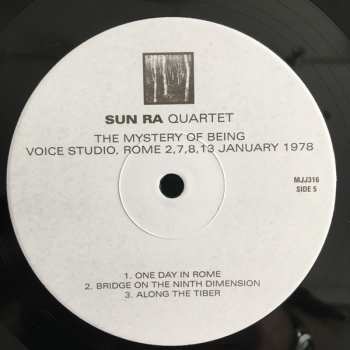 3LP/Set di cofanetti John Gilmore: The Mystery Of Being