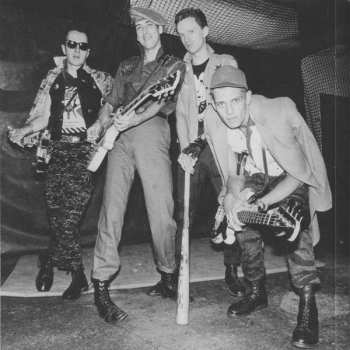 19CD/Set di cofanetti The Clash: The Singles LTD | NUM