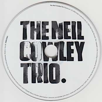 CD The Neil Cowley Trio: Displaced