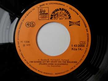 SP The Supremes: Early Morning Love (Láska Úsvitu) / I'm Gonna Let My Heart Do The Walking (Pouštím Srdce Na Procházku)