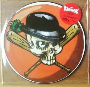 SP The Warriors: 7-bowler Hats & Baseball Bats