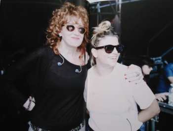 2CD/DVD/Set di cofanetti Various: Amiche In Arena DLX