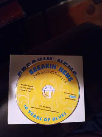 CD Various: Breakin'  News: 10 Years Of Blues 
