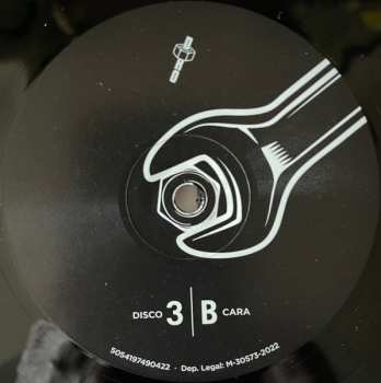 4LP/4CD/Set di cofanetti Various: DRO 40 Aniversario - ...Y El Futuro Sigue Caminando Un Paso Por Detrás De Nosotros DLX | LTD