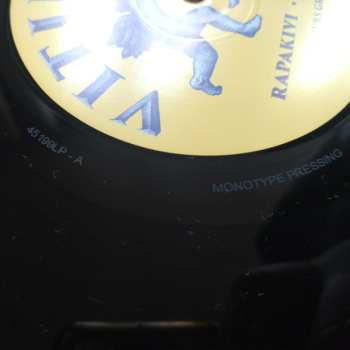 LP Vitiligoes: Rapakivi